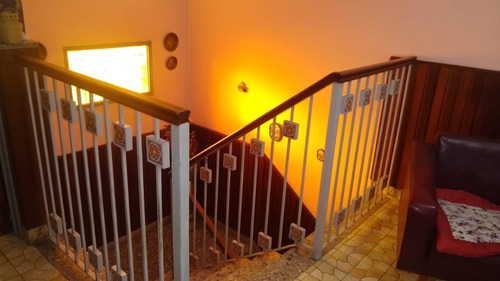 Importante Casa En Venta Con Local Comercial