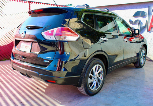 Imagen 4 de 15 de Xtrail Exclusive 3 Filas 2017 Tomamos Auto A Cuenta