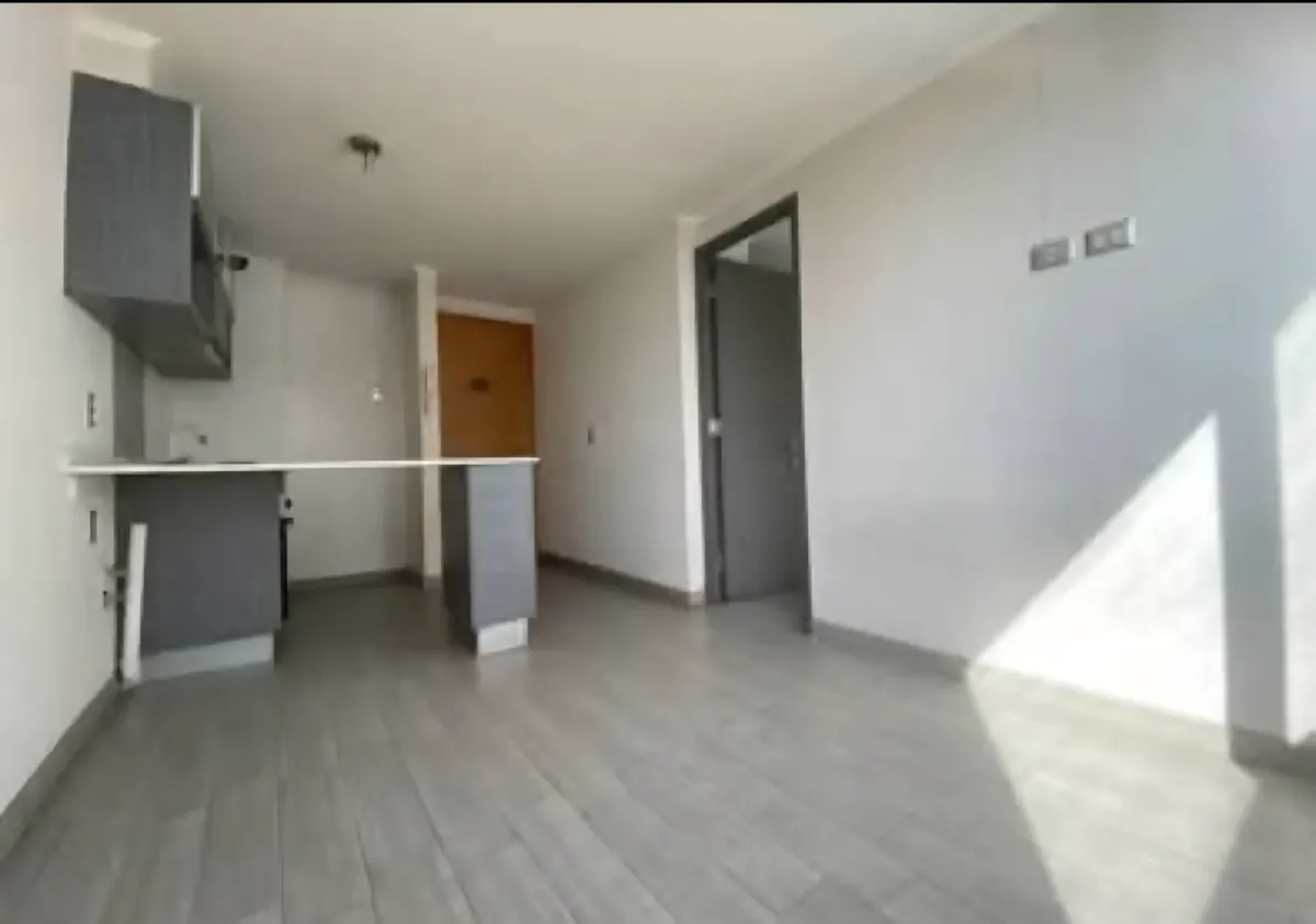 Imagen 2 de 10 de Arriendo Depto 1d +1b En Macul A Pasos Metro Las Torres.