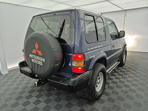 Mitsubishi Montero 3.0 V13