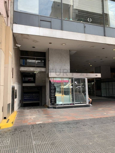 Imagen 3 de 5 de Venta Amplia Cochera Av Corrientes A Dos Cuadras Obelisco