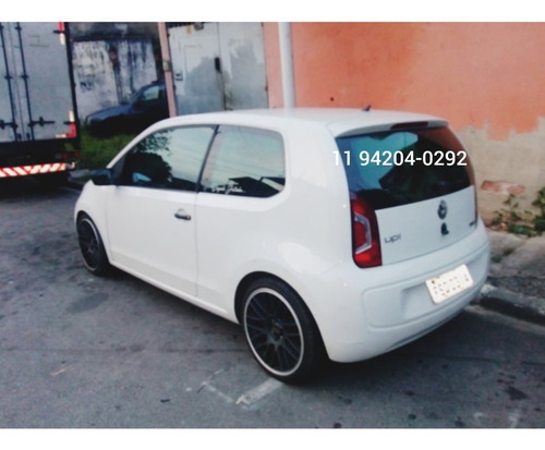 Volkswagen Up! 2015 1.0 Take 3p