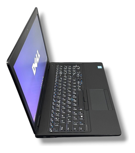 Dell Precision 3520: I7-6 16gb Ram 240gb Ssd + Nvidia M620 (Recondicionado)