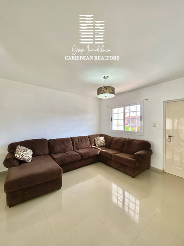 Town House En Alquiler. Conj. Resd Tierra Del Sol