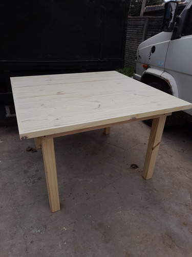 Mesa 120x120 De Pino Reforzada Crudo Sin Pintar Crudo Sin Pintar