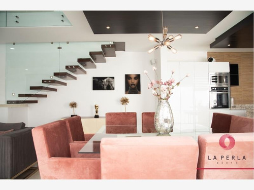 Casa Sola En Venta La Perla Norte