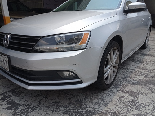 Imagen 3 de 11 de Volkswagen Jetta 2015 2.5 Sportline Qc Weltradio At