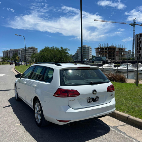 Volkswagen Golf Variant 1.4 Highline Tsi Dsg