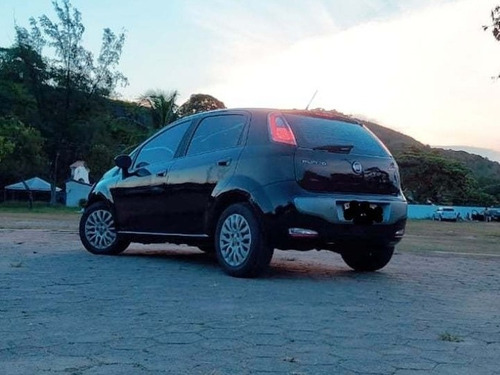 Fiat Punto 2013 1.6 16v Essence Flex Dualogic 5p