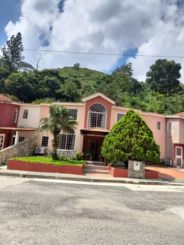 Johana Lazaro Vende Casa En Lomas Del Rocio En La Entrada Naguanagua Edo Carabobo