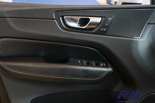 Volvo XC60 60 T-5 R-DESIGN 2.0 AWD 5p