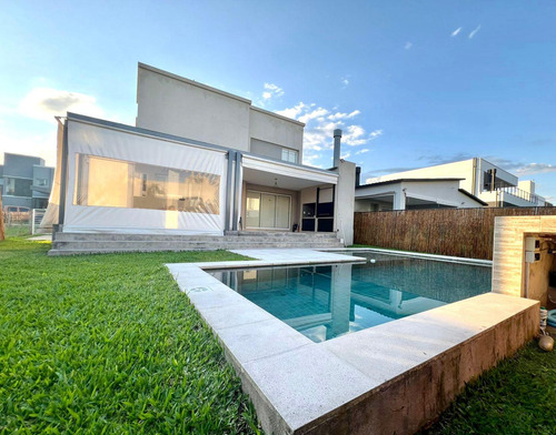 Casa En Barrio Privado Alto Verde 2