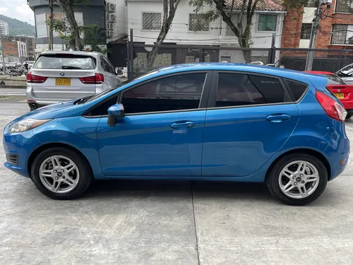 Ford Fiesta HATCHBACK SE TP 1600CC 5P