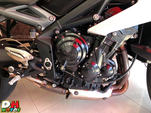 Imagem 7 de 10 de Triumph Street Triple 675 - 2017