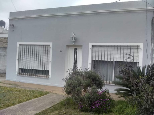 Casa Para 2 Familias En Venta En Paso Del Rey Norte