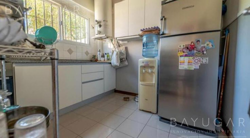 Venta Casa - De Vicenzo Grande / Pilar - Sin Expensas