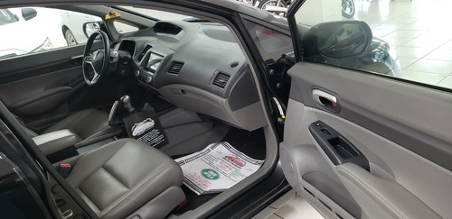 Imagem 9 de 13 de Honda Civic 1.8 Lxl Mec. Preto 2010 Flex