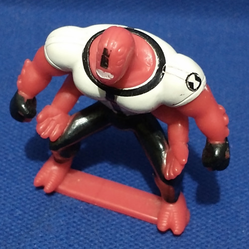 Cuatro Brazos Ben 10 Marinela 2010 (Usado)