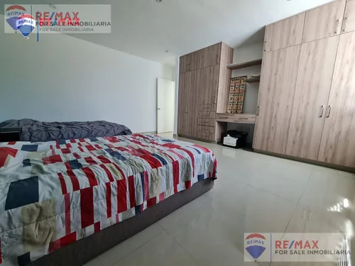 Venta De Casa En El Fracc. Burgos Corinto, Temixco, Morelosclave 4212