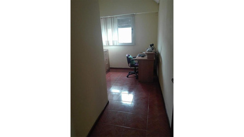 Departamento Tipo Casa En Excelente Estado