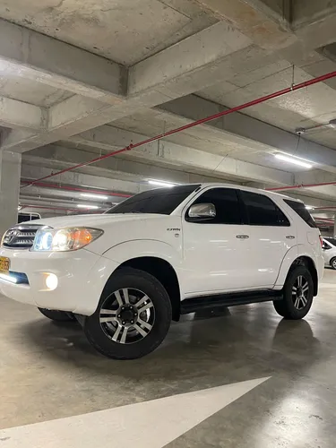 Toyota Fortuner 2.7l 4x4