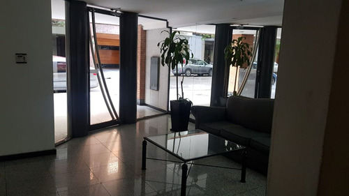 Departamento Monoambiente Con Balcón Y Laundry