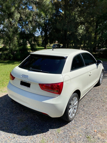 Audi A1 1.4 Tfsi Ambition + Carplay & Androidauto!