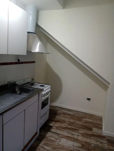 Dúplex En Venta - 1 Dormitorio 2 Baños - 64mts2 - Floresta