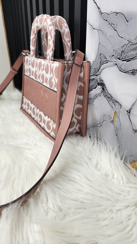Bolsa Pequeña Guess Ff948282 Nueva Original Etiqueta Rosa Claro Estampado Níquel Rosa Pálido