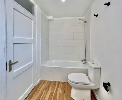 Imagen 18 de 22 de Casa Remodelada En Venta Estoril Las Condes Campanario