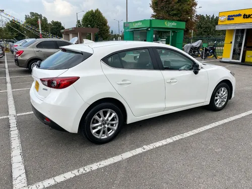 Mazda 3 2.0 Touring