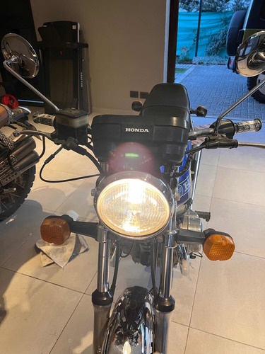 Imagen 9 de 12 de Honda Cb 400