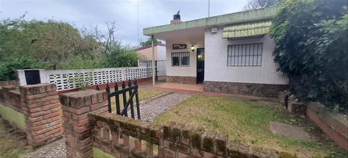 Casa En Alquiler Temporada A Una Cuadra Y Media De La Playa