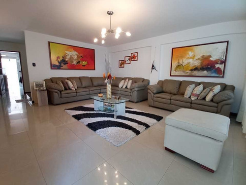 Imagen 3 de 26 de Venta Casa 200 M2 5h/4b/ 2p Alto Prado