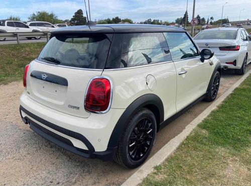 Imagen 11 de 22 de Mini Cooper Cooper Essential 1.5 Manual