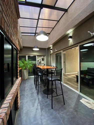 Imagen 5 de 14 de Departamento En Venta En Remedios De Escalada Oeste