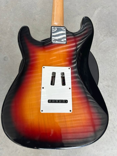Guitarra Samick Sunburst Strato Antiga Porém Conservada! Destro Preto (Usado)