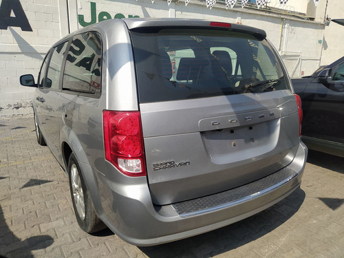 Imagen 5 de 15 de Dodge Grand Caravan 2019 3.6 Se At