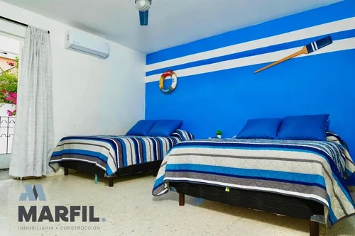 Casa Residencial Céntrica Con Alberca En Venta En Lomas Vista Hermosa Colima