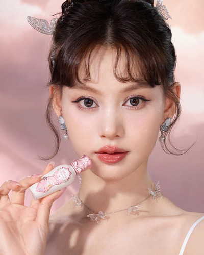 Flower Knows Midsummer Fairytale Collection Lip Lacquer G01 Alice