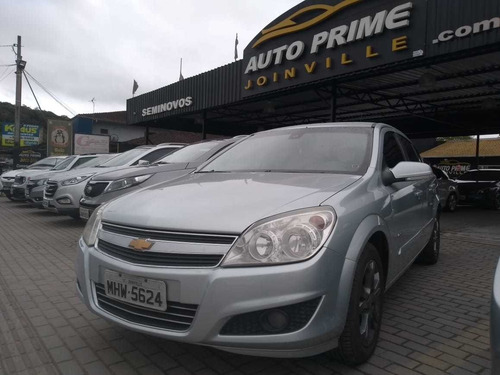 Vectra Elegance 2010