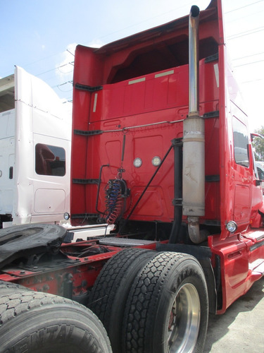 Imagen 4 de 10 de International Prostar 2014, 1,013 Mil Km Rojo