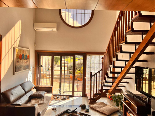 Casa En Venta Padrón Único, Piscina, Estufa, Punta Gorda.