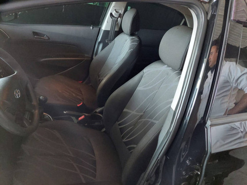 Imagem 12 de 13 de Hyundai Hb20 1.0 Comfort 12v Flex 4p Manual