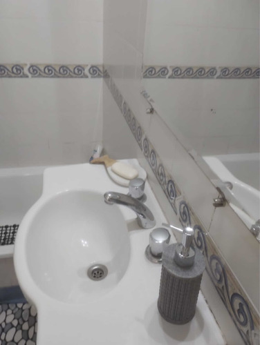 Imagen 18 de 19 de Temporal Amueblado De Lujo, 2 Amb En Suite + Toillete De Recepción Y Balcón + Sra De Limpieza Semanal,c/pileta Todo Incluido, Preferetmt Por 1 Ano A Estrenar.edificio Moderno Ramos Mejia