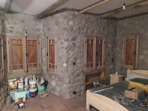 Imagen 20 de 21 de Casa De Piedra Con Vista Las Sierras