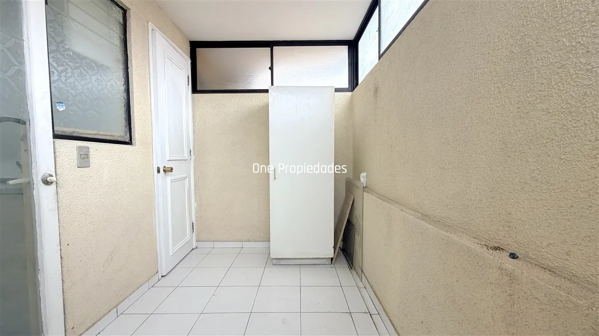 Imagen 4 de 26 de Departamento Venta 4d3b Providencia Amplias Terrazas Con Est