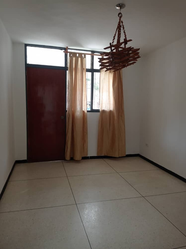 Imagen 10 de 11 de Alquiler Casa En La Trinidad