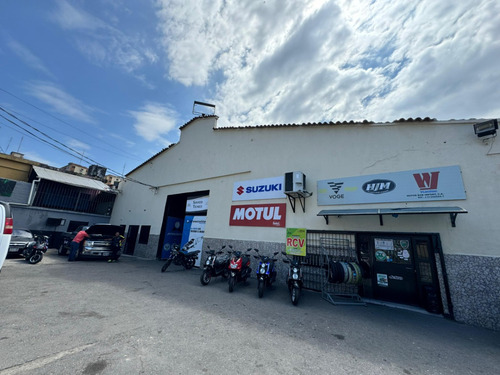 Jp17 Galpón Industrial En Venta En Puerto Cabello, Con Showroom Y Depósito