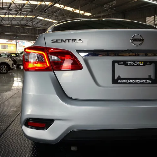 Nissan Sentra 1.8 Sense Cvt